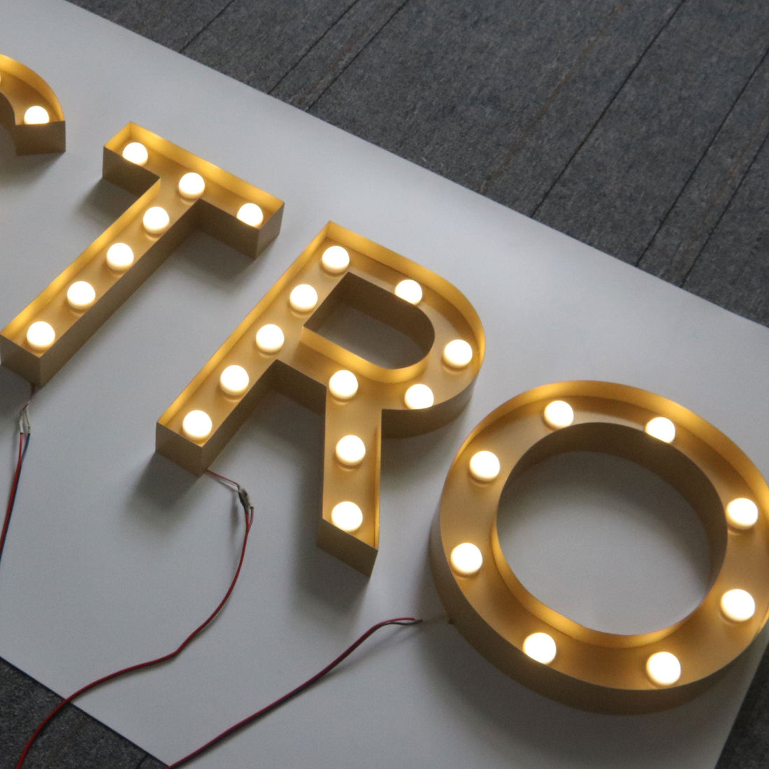 Custom 4ft stainless steel marquee letters led bulbs large size outdoor light up sign letters