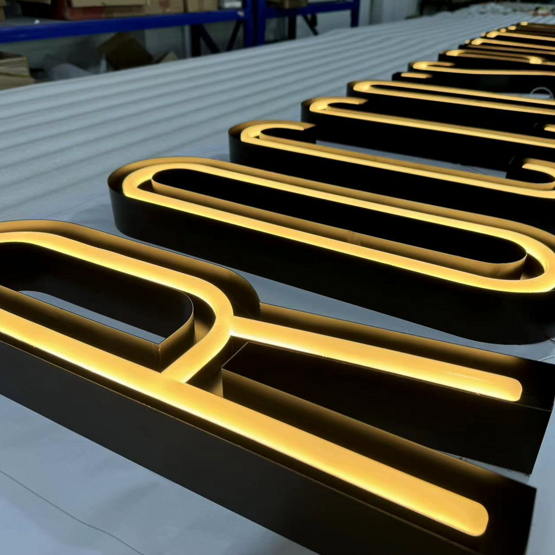 Custom 3d Metal Channel LED Faux Neon Light Retail Shop Led Signage Letters  Barber Shop Signage