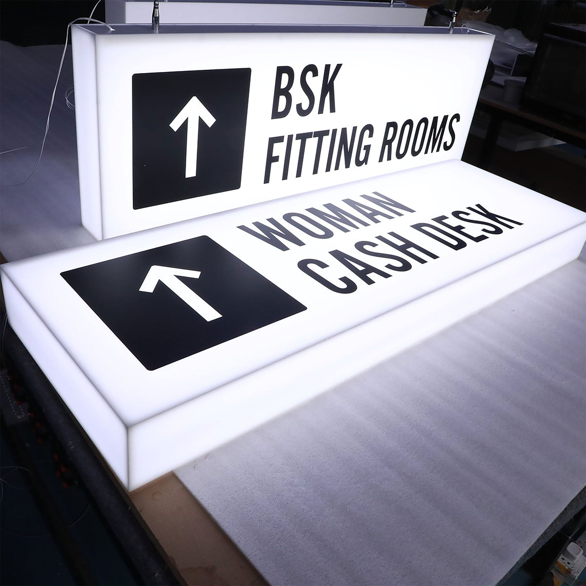 Custom Size Indoor Hanging LED Light Box Sign Full Lit Acrylic Signage for Shop Restaurants