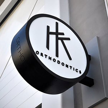 Outdoor LED Double-Sided Light Box Round Project Light Box Blade Sign Wall Mounted Lightbox Sign
