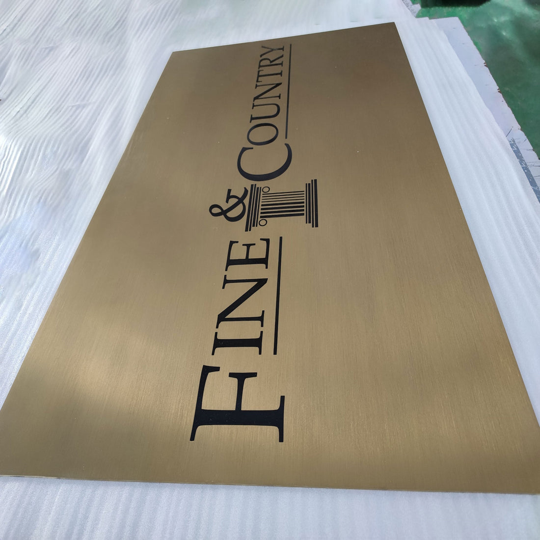 Custom Acceptable Outdoor Decorative Metal Logo Engraved Plate Etched Commercial Brass Plaque Sign