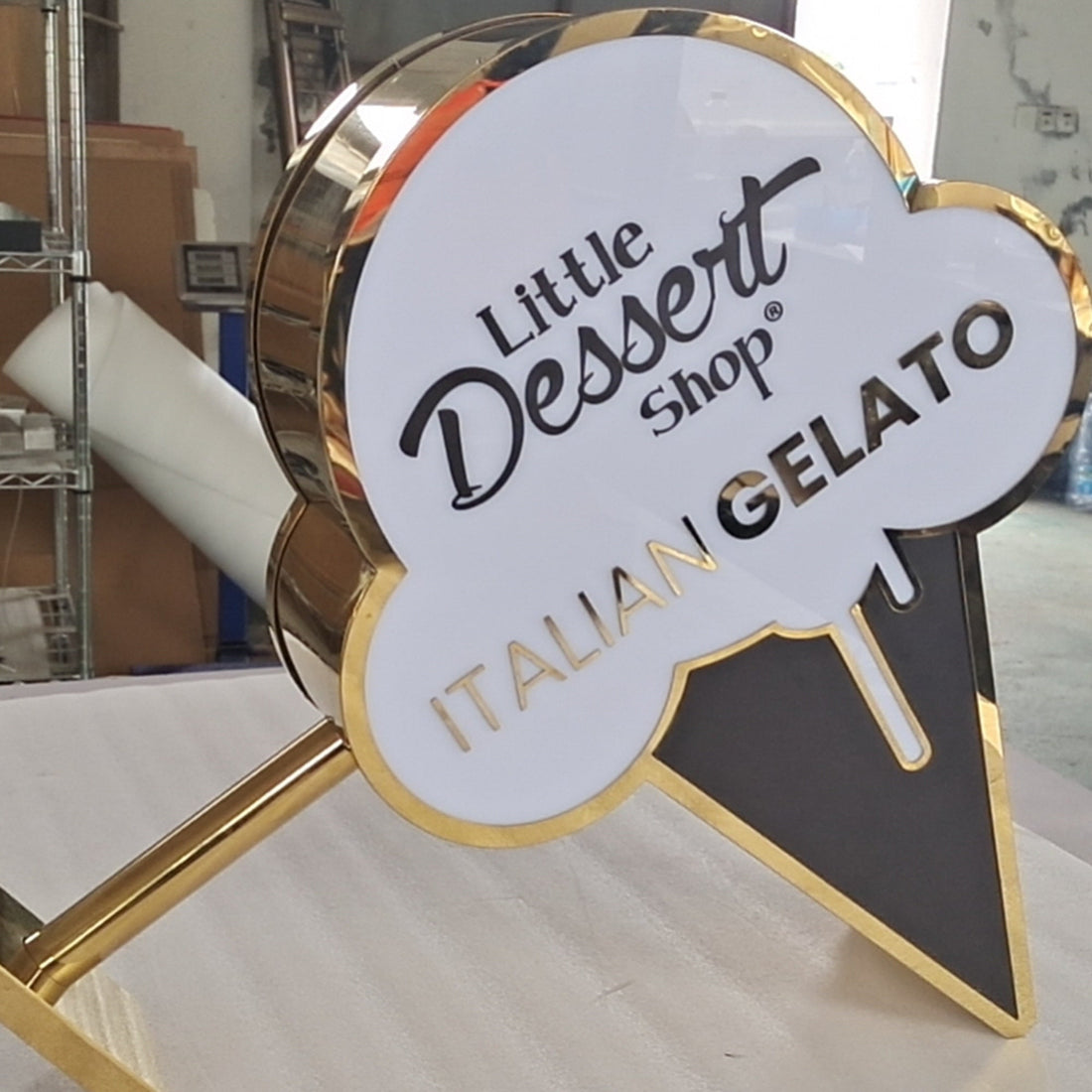 Custom Blade Sign Coffee Shop Double Sided Illuminated Stainless Steel Lightbox Signage