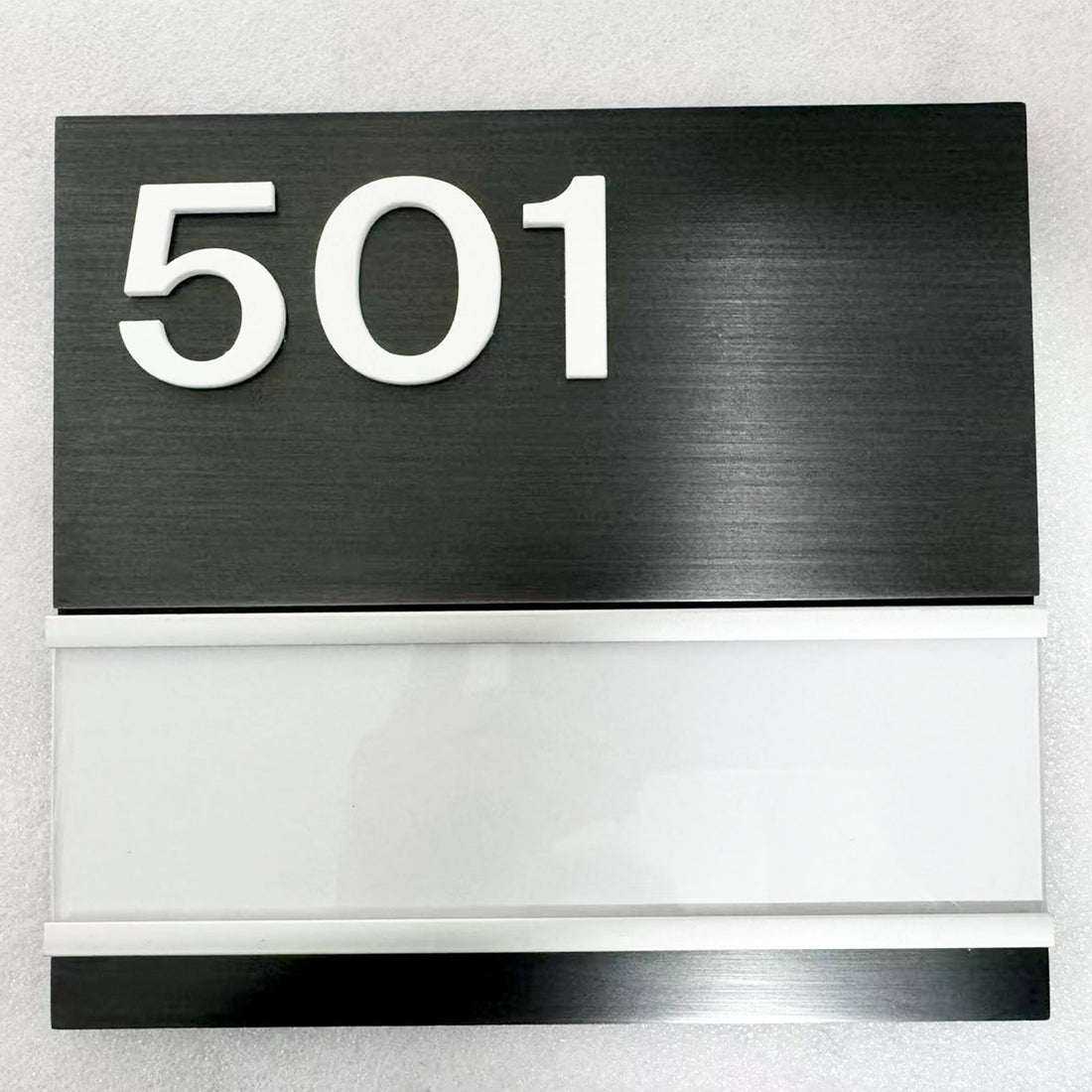 Custom stainless steel office signage metal plate sign apartment house number door plate sign indoor hotel door signs