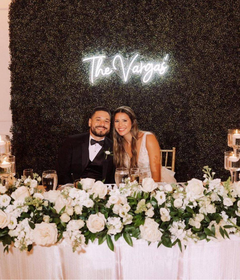 Custom Neon Sign - Neon Sign Aesthetic Sign - Name Neon Sign - Light Neon Signs - Wedding Neon Sign - LED sign - Wall Decor 