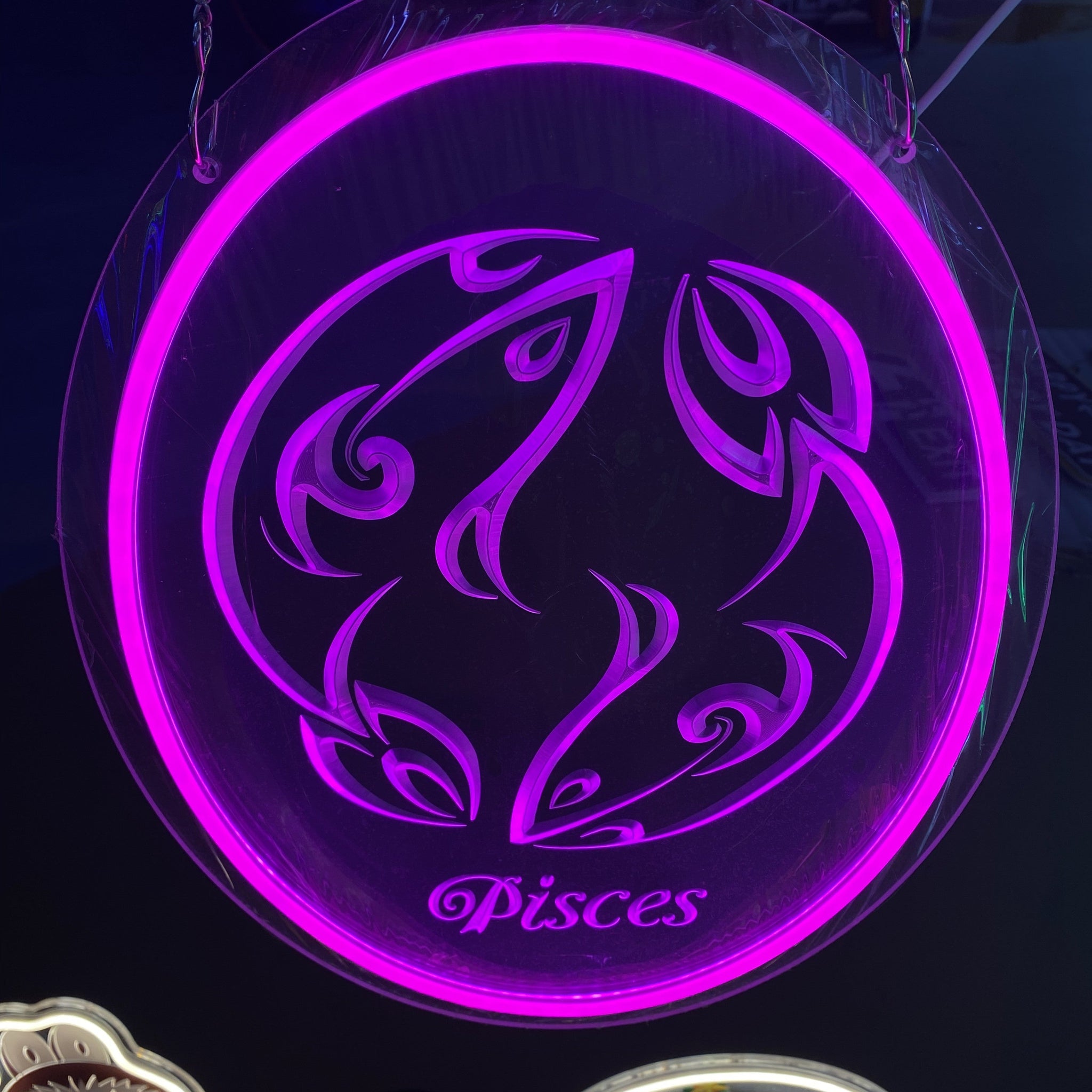 Pisces Zodiac Sign 3D Relief Neon Light - Handcrafted Astrology Wall Art, Customizable Aquarium-Themed Decor, Ideal Gift for Horoscope Enthusiasts and Dreamy Spaces