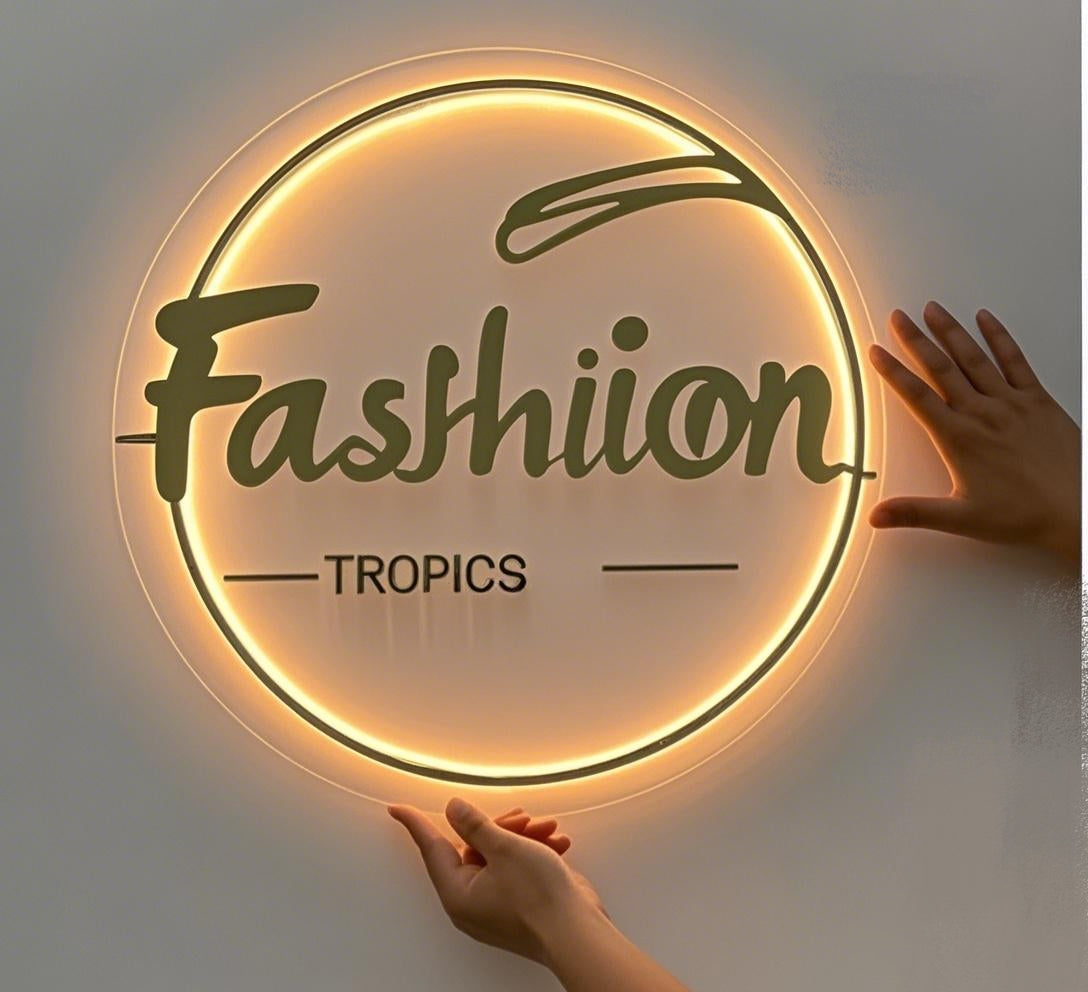 Round backlit acrylic sign, the "Fashion" text can be UV - customized, suitable for shopping malls, clothing stores and various other places