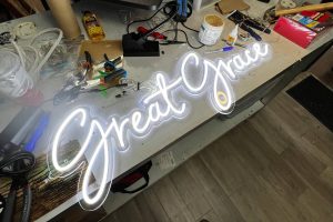 The Process Behind Creating High-Quality Custom Neon Signs in San Francisco