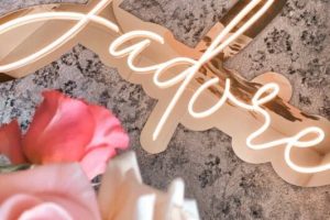 Wedding Trends 2024: Wedding Neon Signs Nashville as Romantic Reception Décor